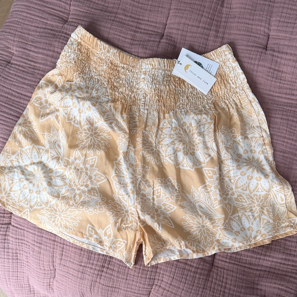 Floral Patterned Shorts NWT